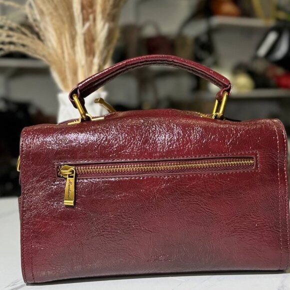 Imperial Elegance – Genuine Leather Bag with Two Straps - Picture 3 of 5